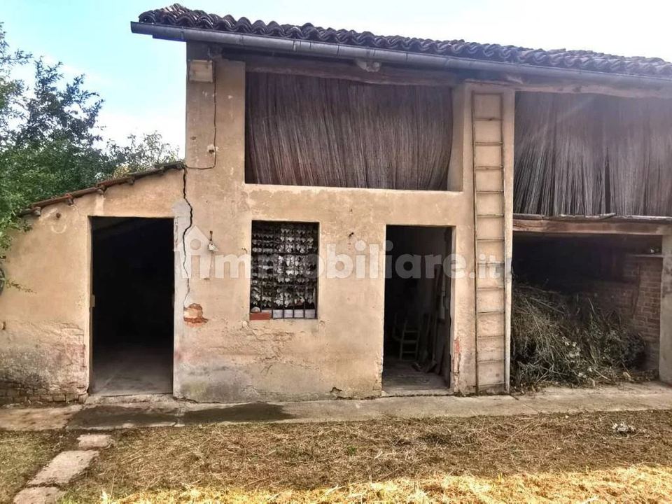 Cascina con giardino e fienile, Asti, Quarto Superiore: foto 4 di 4