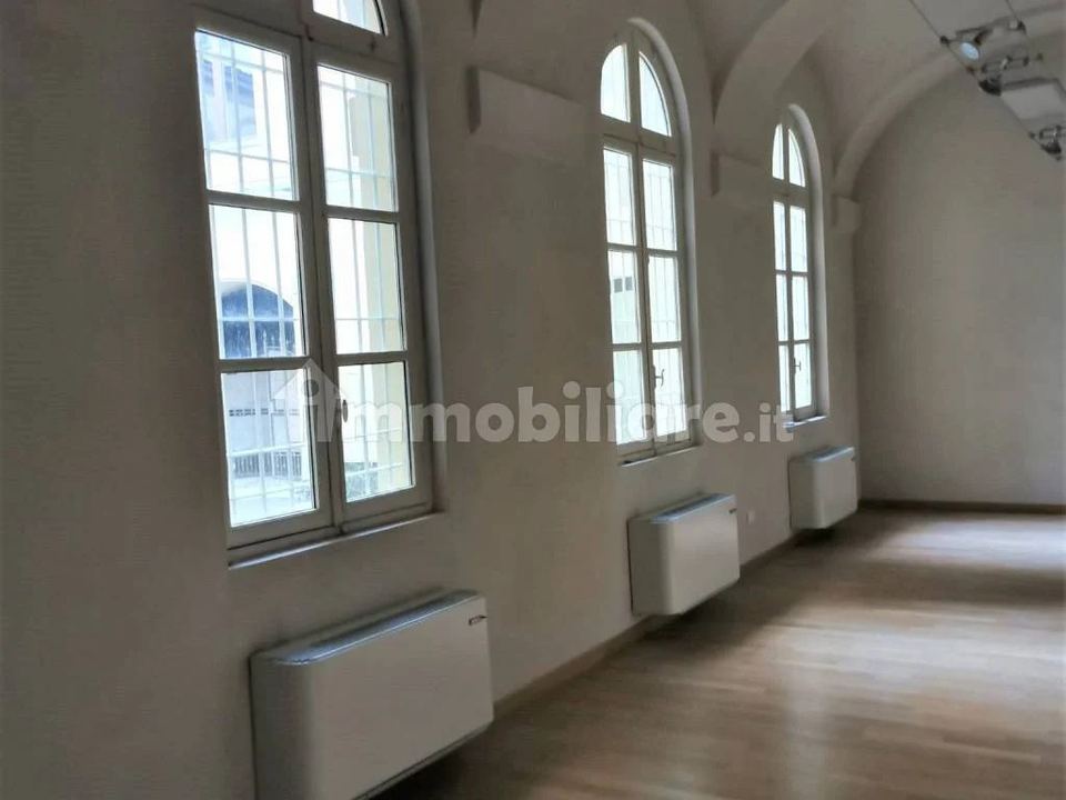 Ufficio in un palazzo d'epoca, Asti, Centro storico: foto 3 di 4